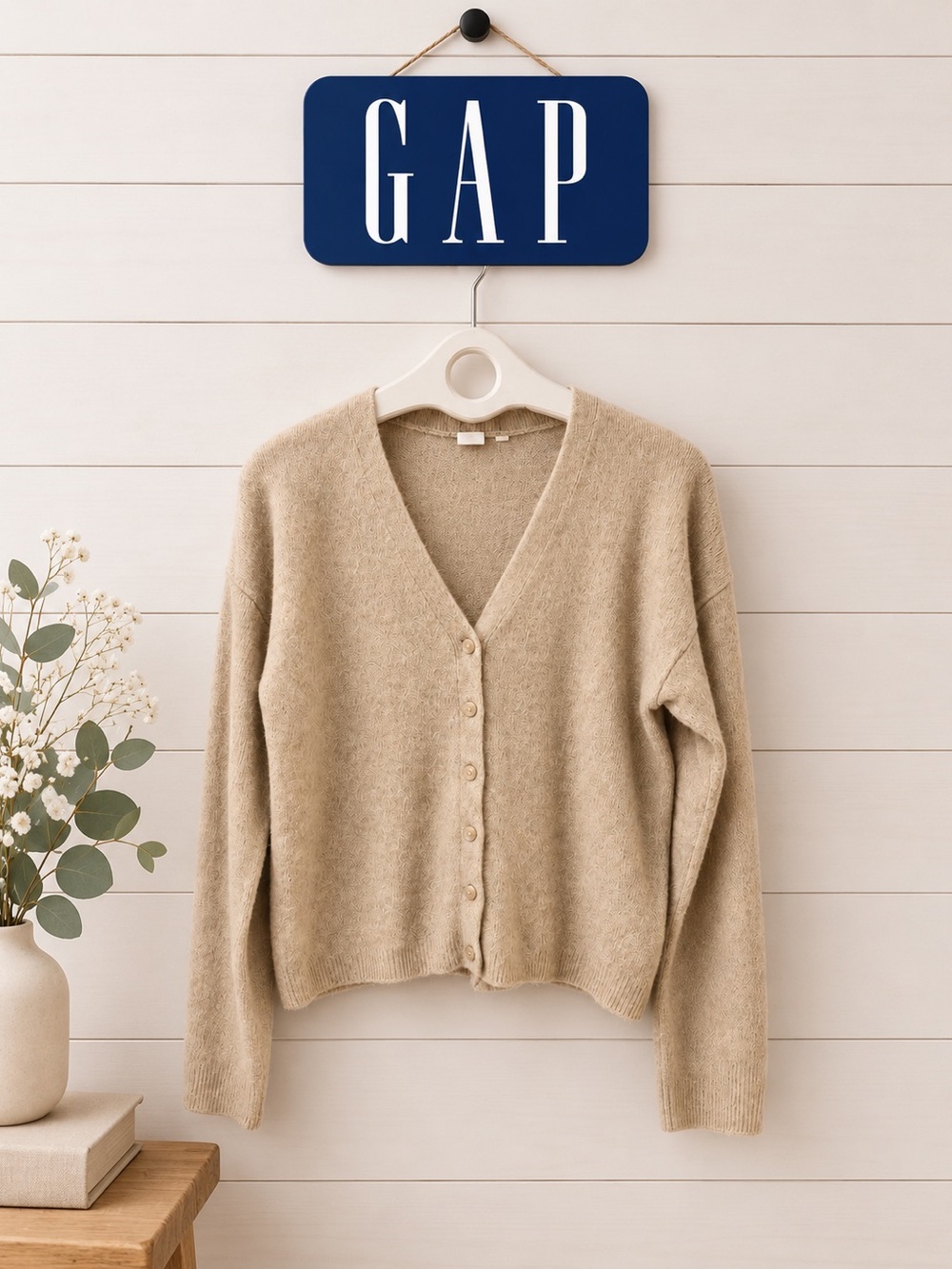 GAP Beige Knit Cardigan – Size M